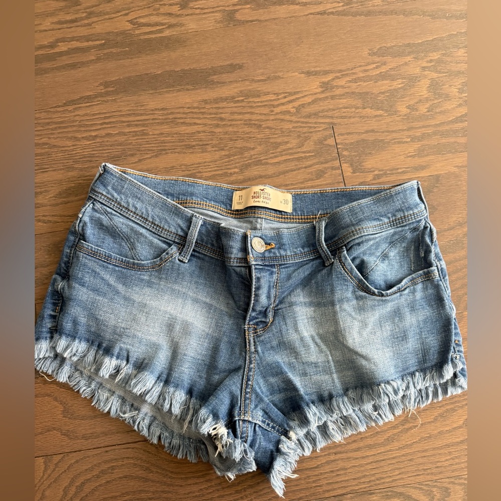 VTG Y2k Hollister Womens Distressed Mini Jean Denim Cutoff Shorts sz 11 W30